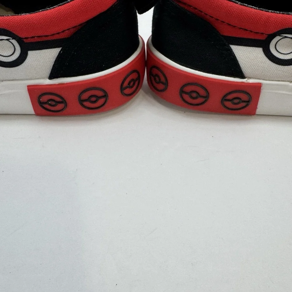 Pokemon PIKACHU Slip-On Canvas Ground Up Sneaker Shoes‎ Unisex Youth Size 1
